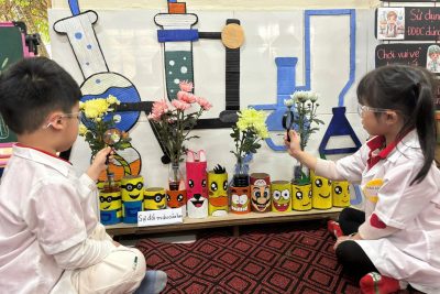 hình ảnh đồ dùng đồ chơi tự làm của giáo viên