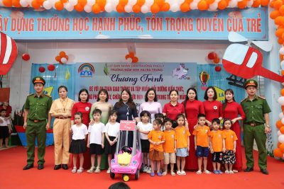 Trường Mầm non Hai Bà Trưng phối hợp cùng công an phường Phủ Lý ươm mầm kỹ năng sống cho trẻ.